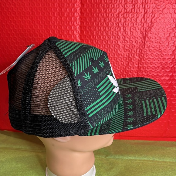 OSFM Leafy SnapBack Hat NWT - Picture 6 of 9